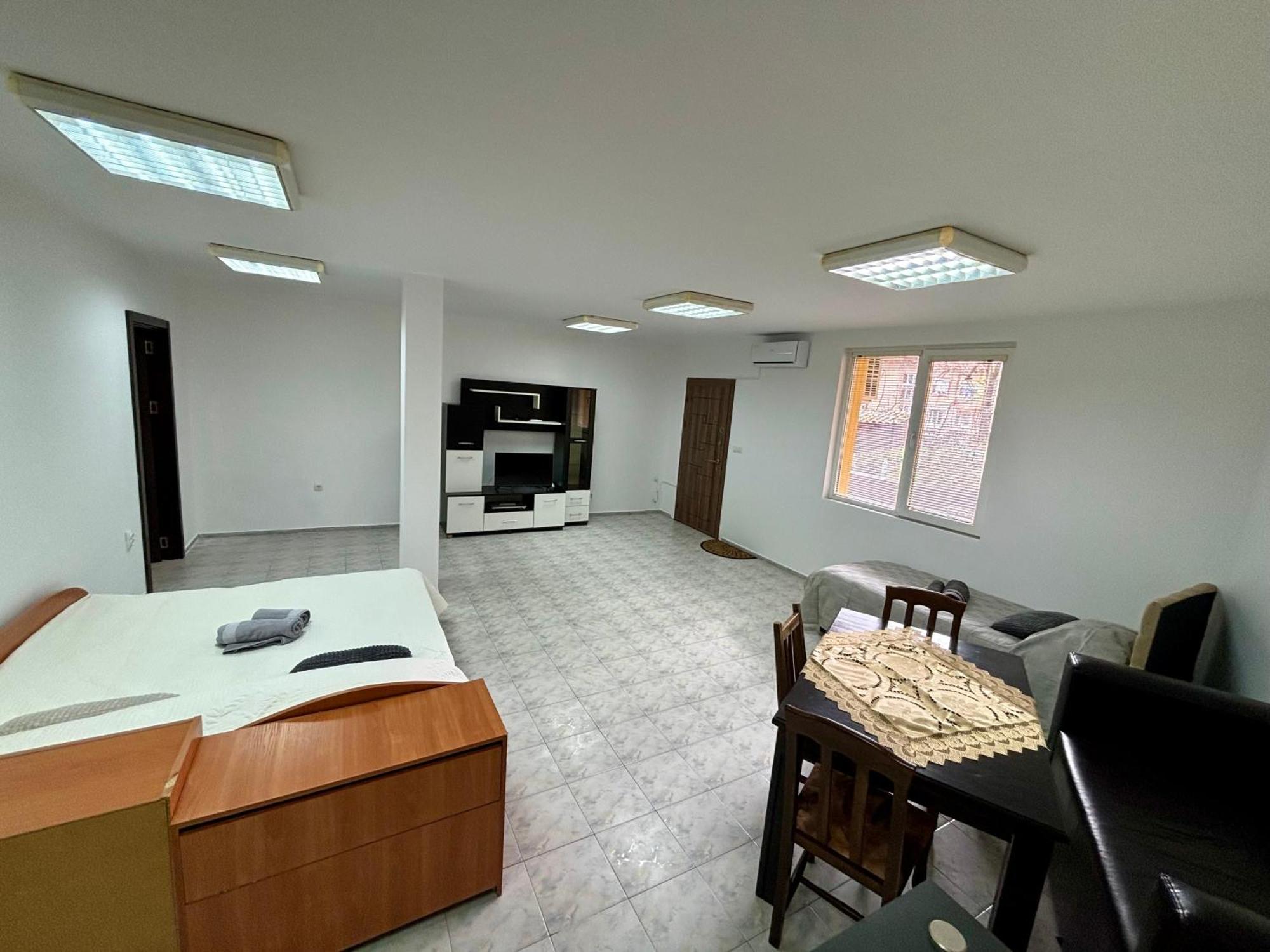 Yuliya'S House Apartment Габрово Екстериор снимка